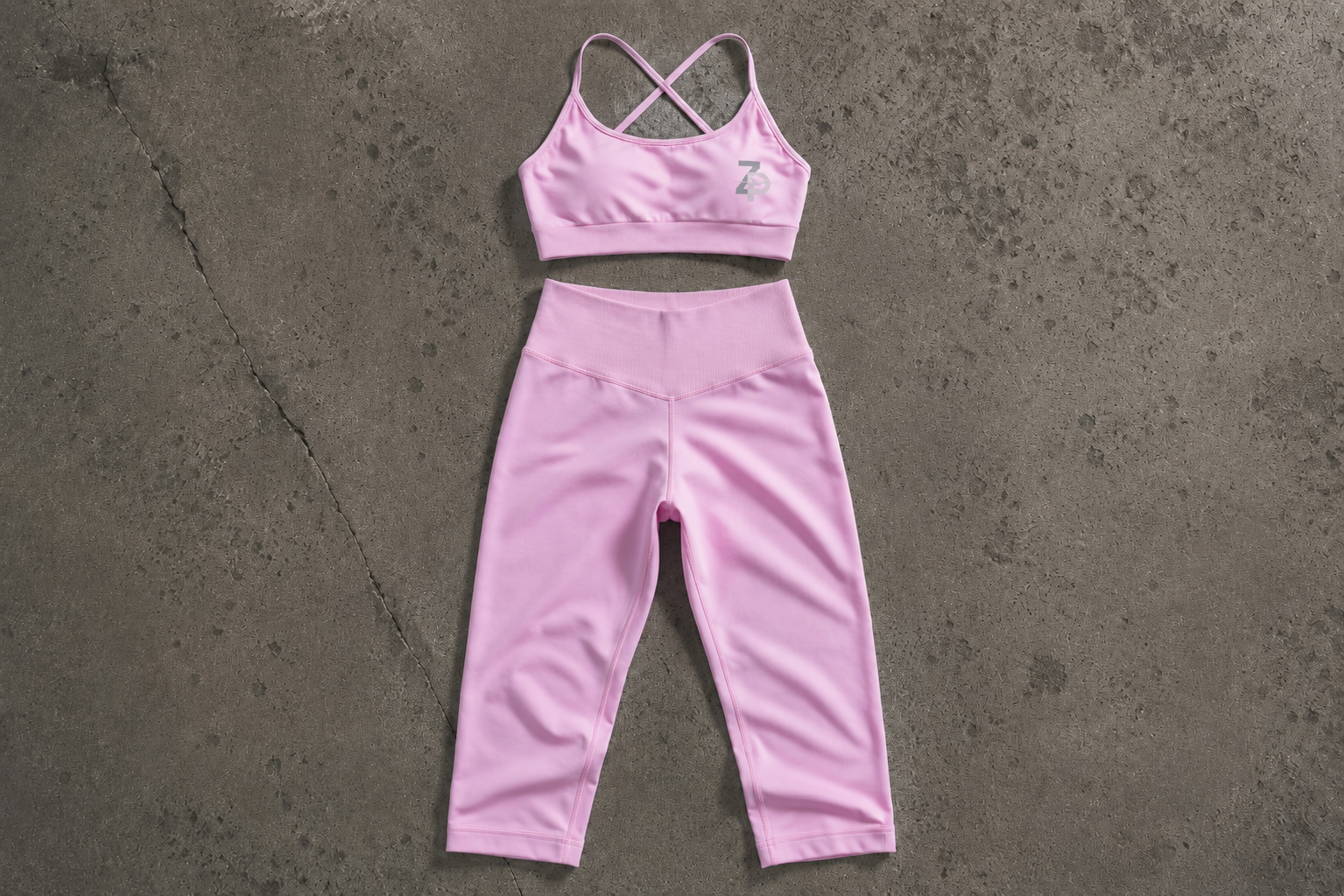 WOMEN’S PINK SET PANTS + BRA